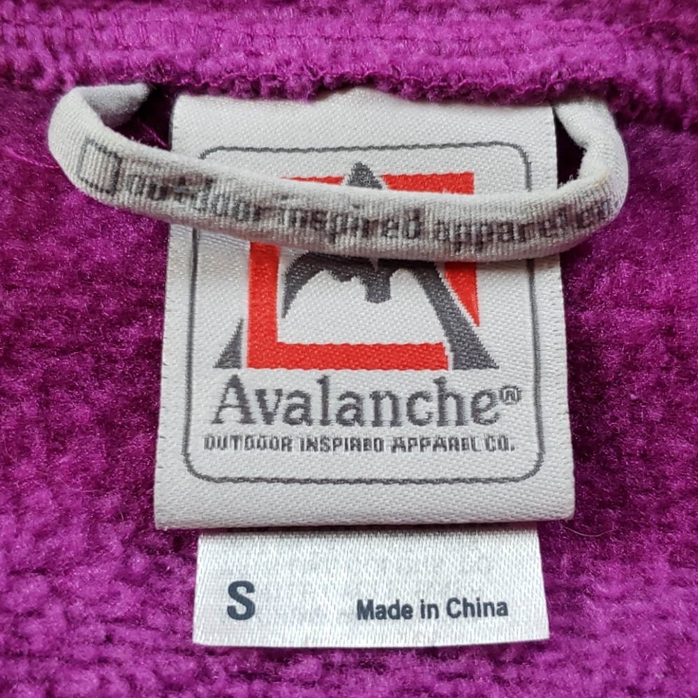 Avalanche Fuschia Women's Hoodie - Picture 5 of 5